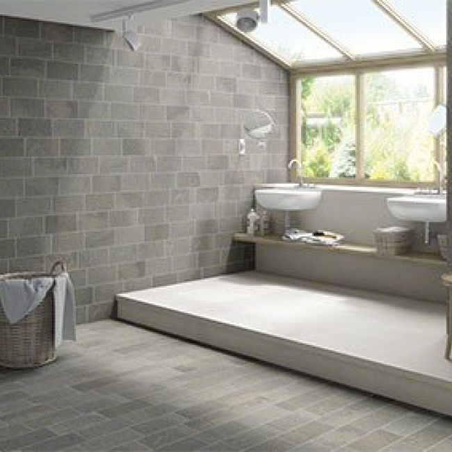 Almacén de materiales de construcción en Cuenca